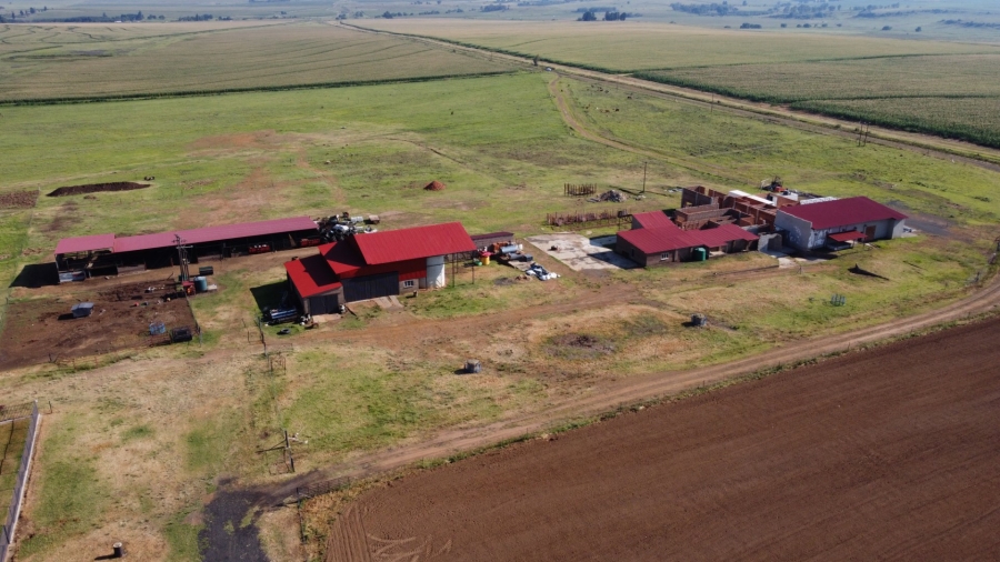 5 Bedroom Property for Sale in Bethlehem Rural Free State